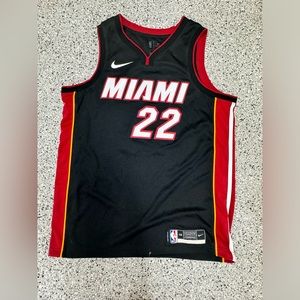 MENS JERSEY SIZE LARGE Miami Heat Jimmy Butler
